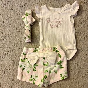Baby Girl 3pc-Daddy’s Girl Onesie, Floral Shorts w/ Bow on Back, Headband, 3 mo